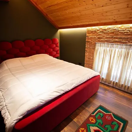 La Montagna 4* Barc (Korce)