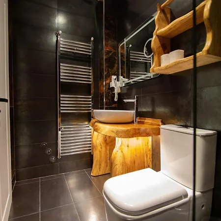 Hotel La Montagna Barc (Korce)