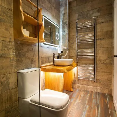 La Montagna Hotel 4*