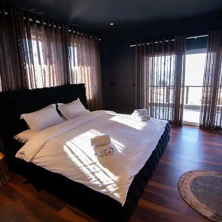 Hotel La Montagna 4*