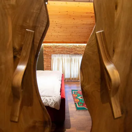 La Montagna Hotel 4*