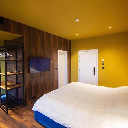 La Montagna 4*